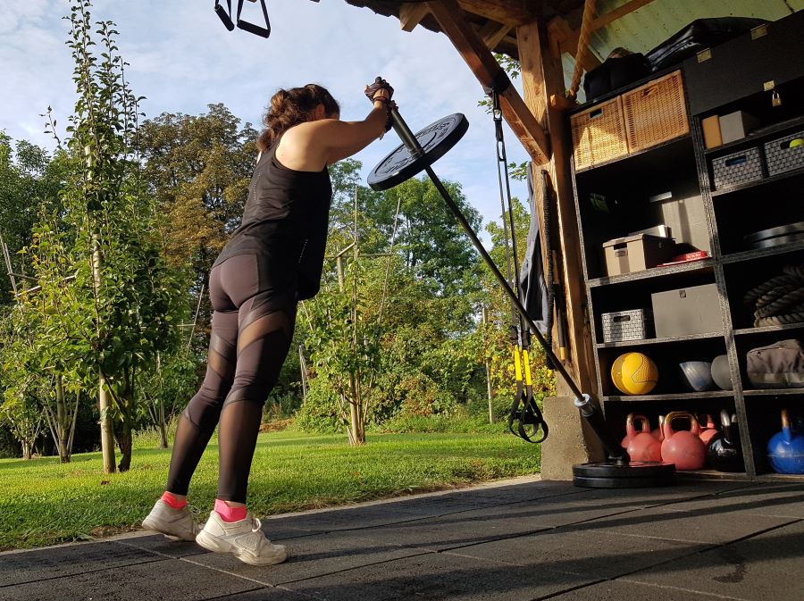Mouvement composé fonctionnel en plein air — entraîner le corps comme un système
