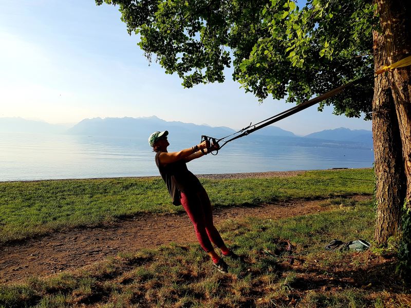 Entraînement fonctionnel outdoor au lac Léman — la vraie alternative à la salle de sport